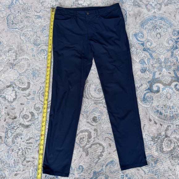 Lululemon Men’s ABC Pant in Navy Blue - Picture 8 of 8